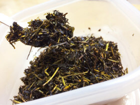 お茶の出がらし